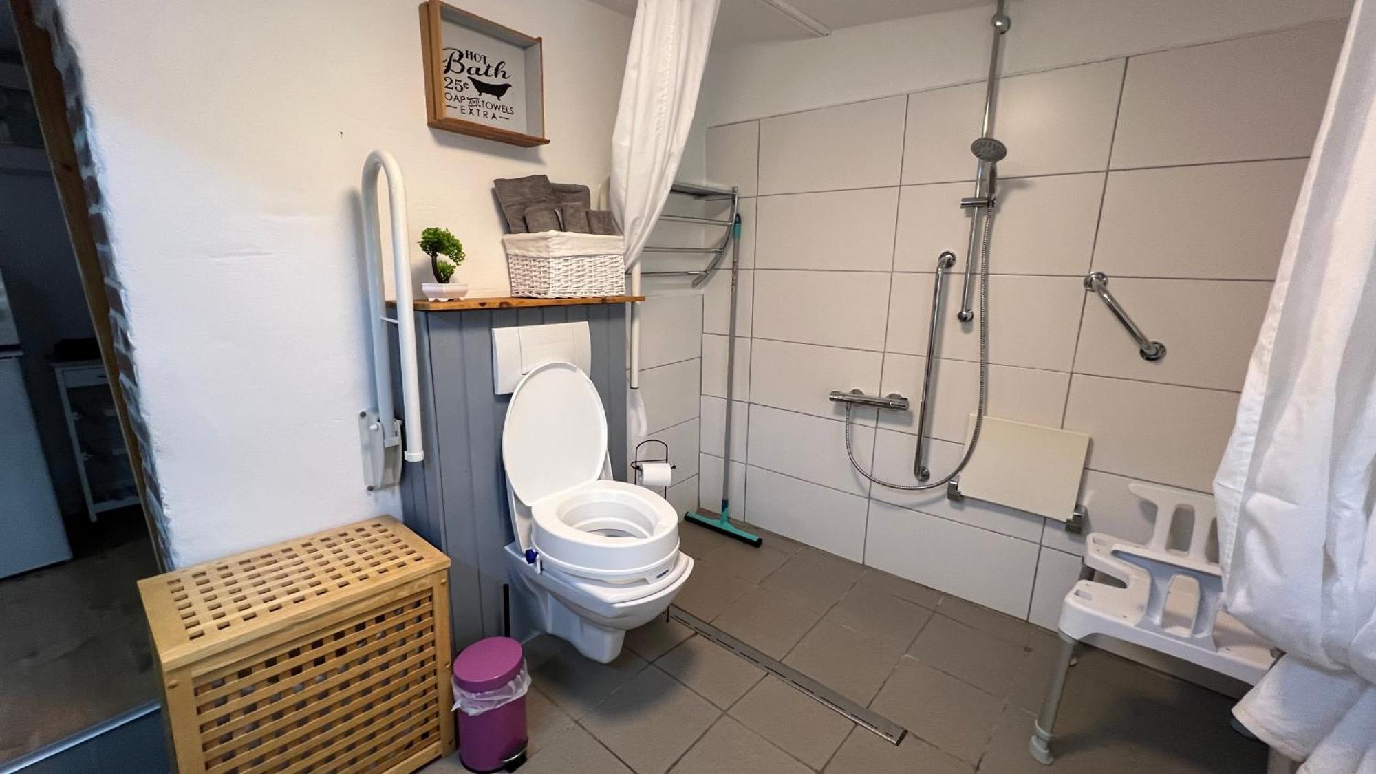 B1 - Barrierefreie In Wernigerode, Ideal Fuer Senioren Und Behinderte Menschen
